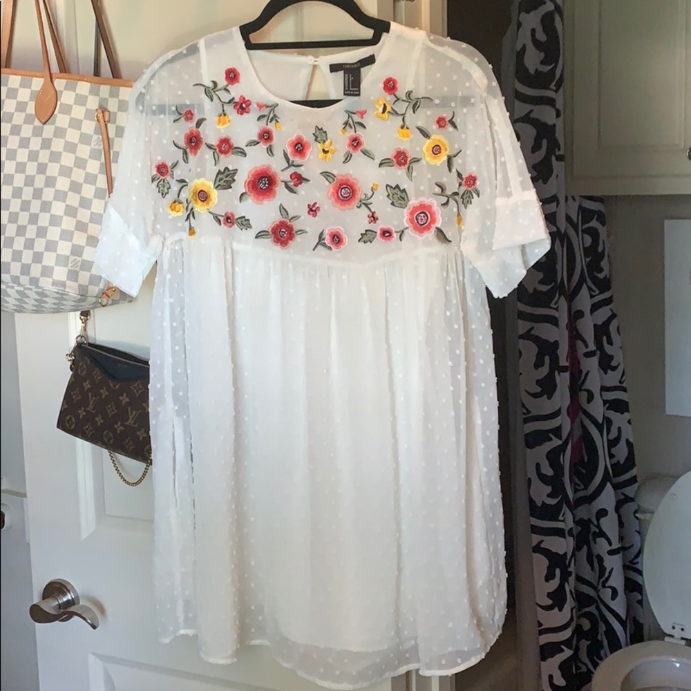 White forever 21 floral dress